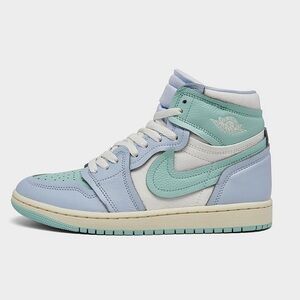 Nike Air Jordan 1 women’s